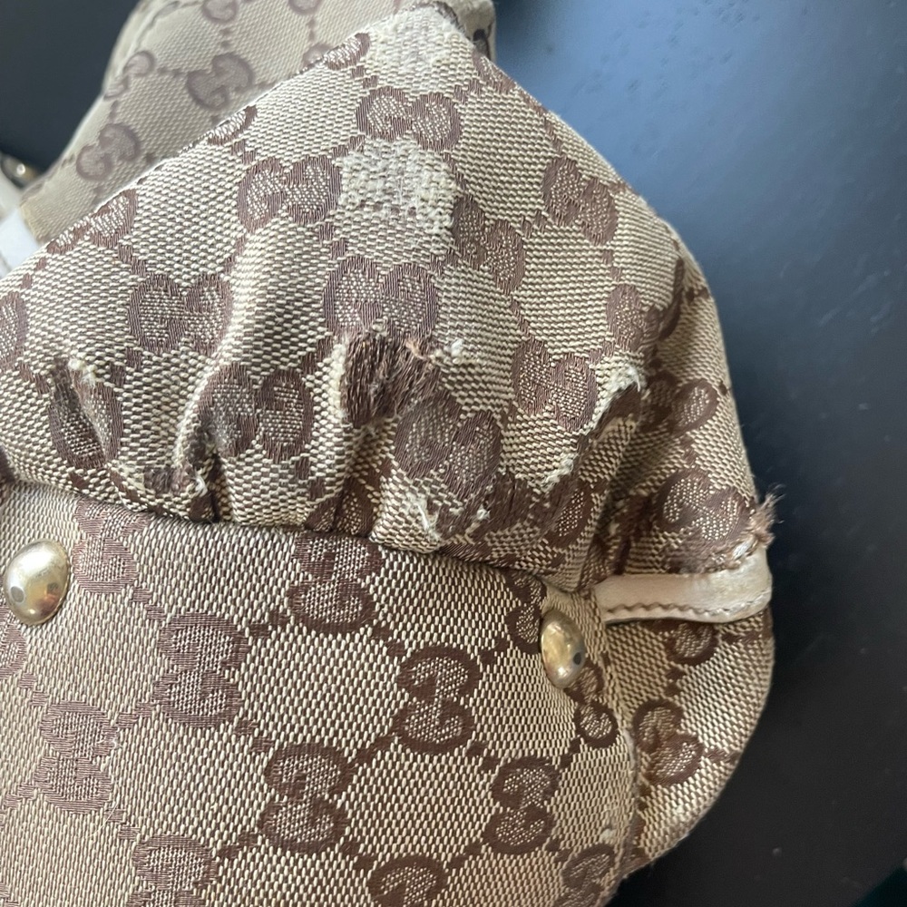 GUCCI CANVAS HOBO WITH SILVER HARDWARE - Picture 14 of 16
